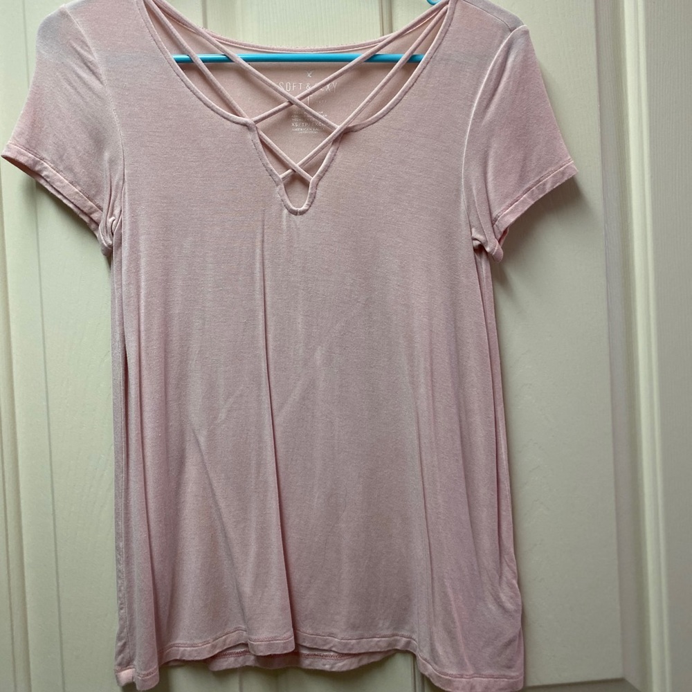 Soft and sexy American eagle shirt